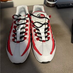 Retro Nike air max , size 10, barely worn